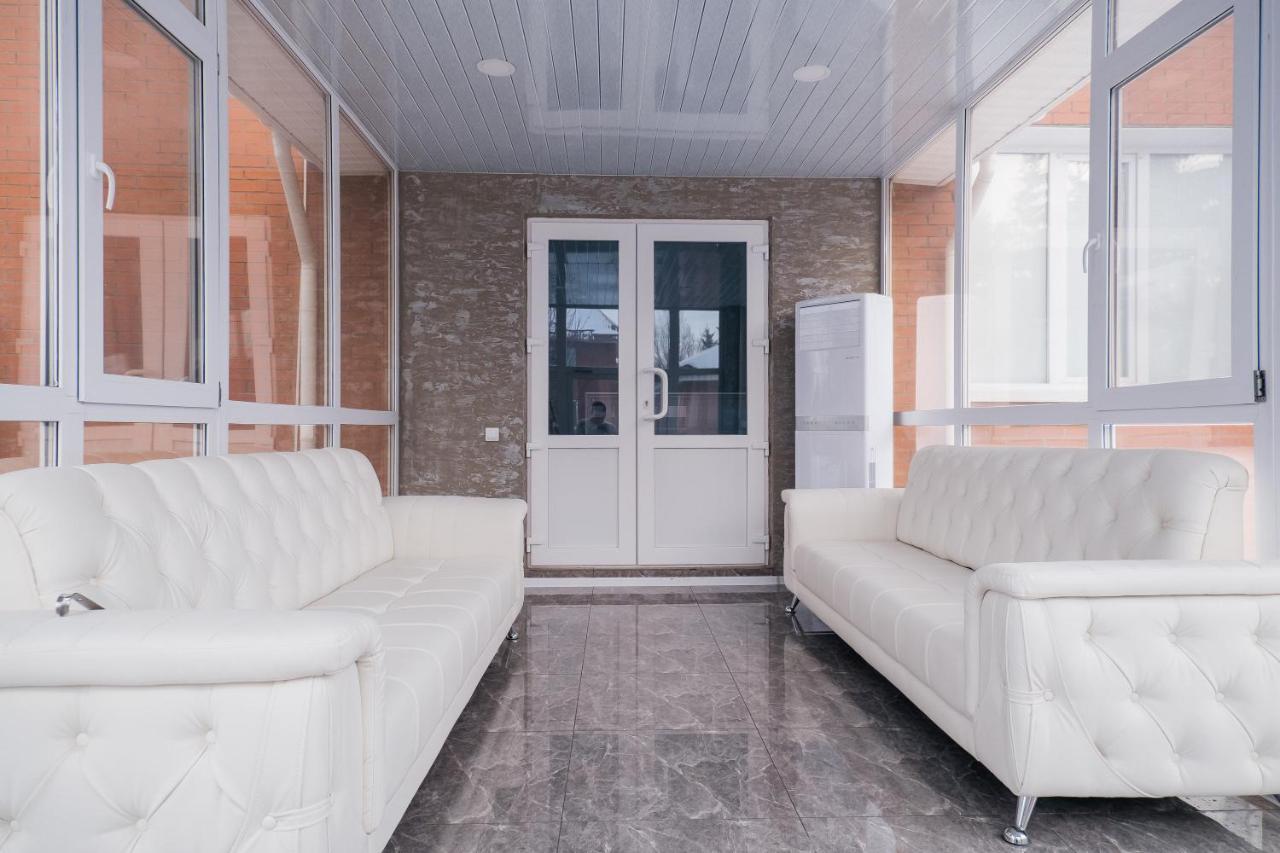 El-Tau Hotel Ekibastuz Bagian luar foto