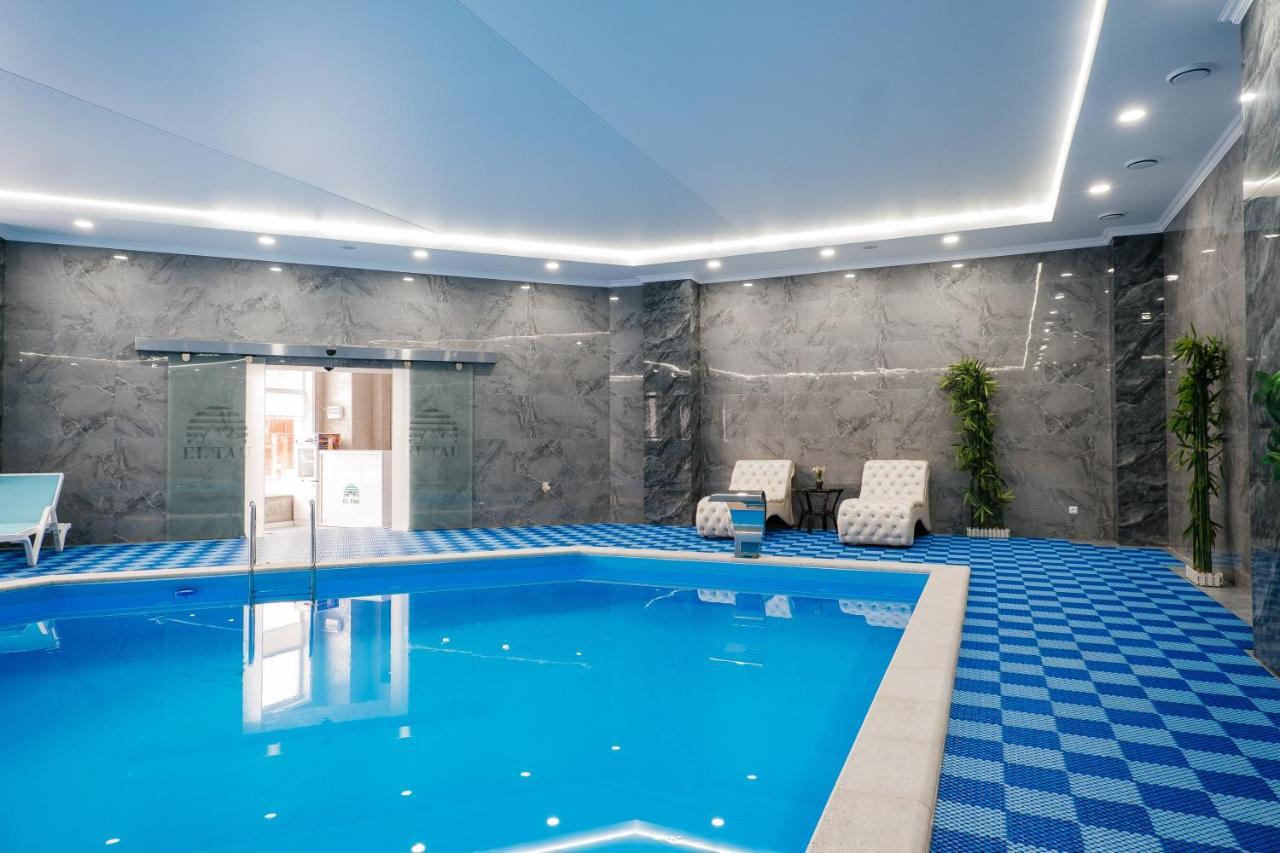 El-Tau Hotel Ekibastuz Bagian luar foto