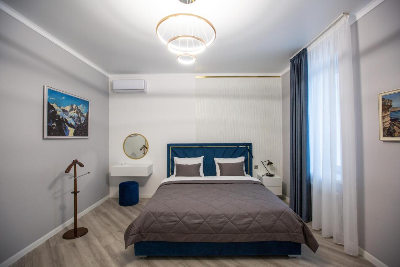 El-Tau Hotel Ekibastuz Bagian luar foto