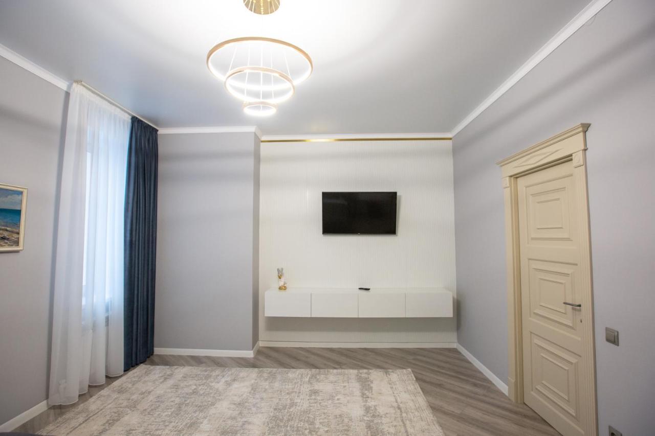 El-Tau Hotel Ekibastuz Bagian luar foto