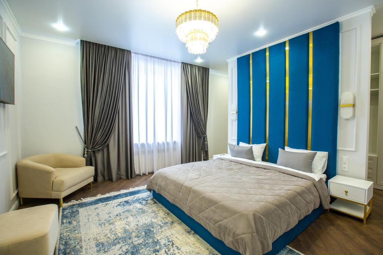El-Tau Hotel Ekibastuz Bagian luar foto