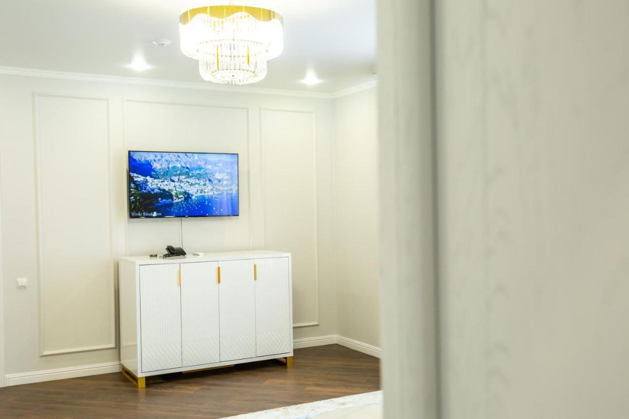 El-Tau Hotel Ekibastuz Bagian luar foto