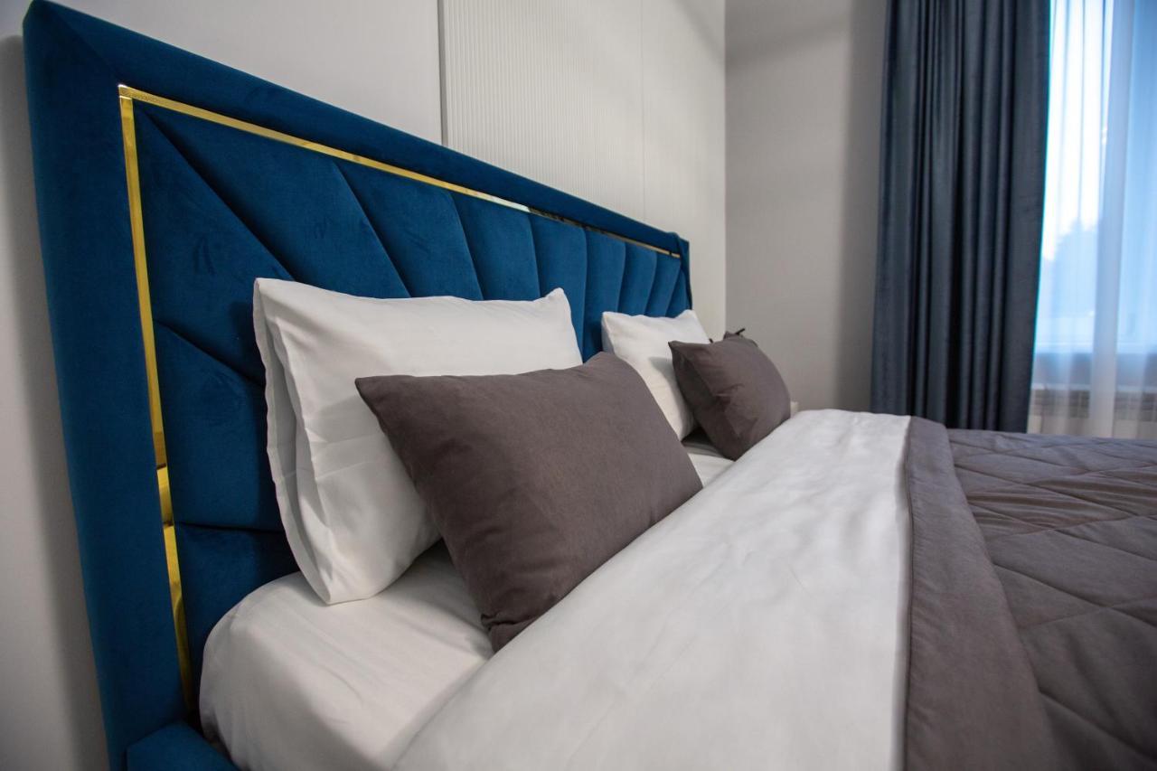 El-Tau Hotel Ekibastuz Bagian luar foto