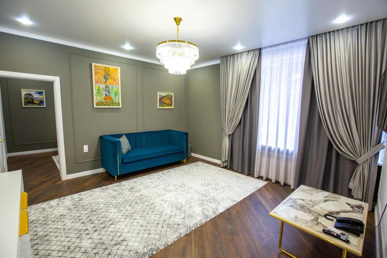 El-Tau Hotel Ekibastuz Bagian luar foto